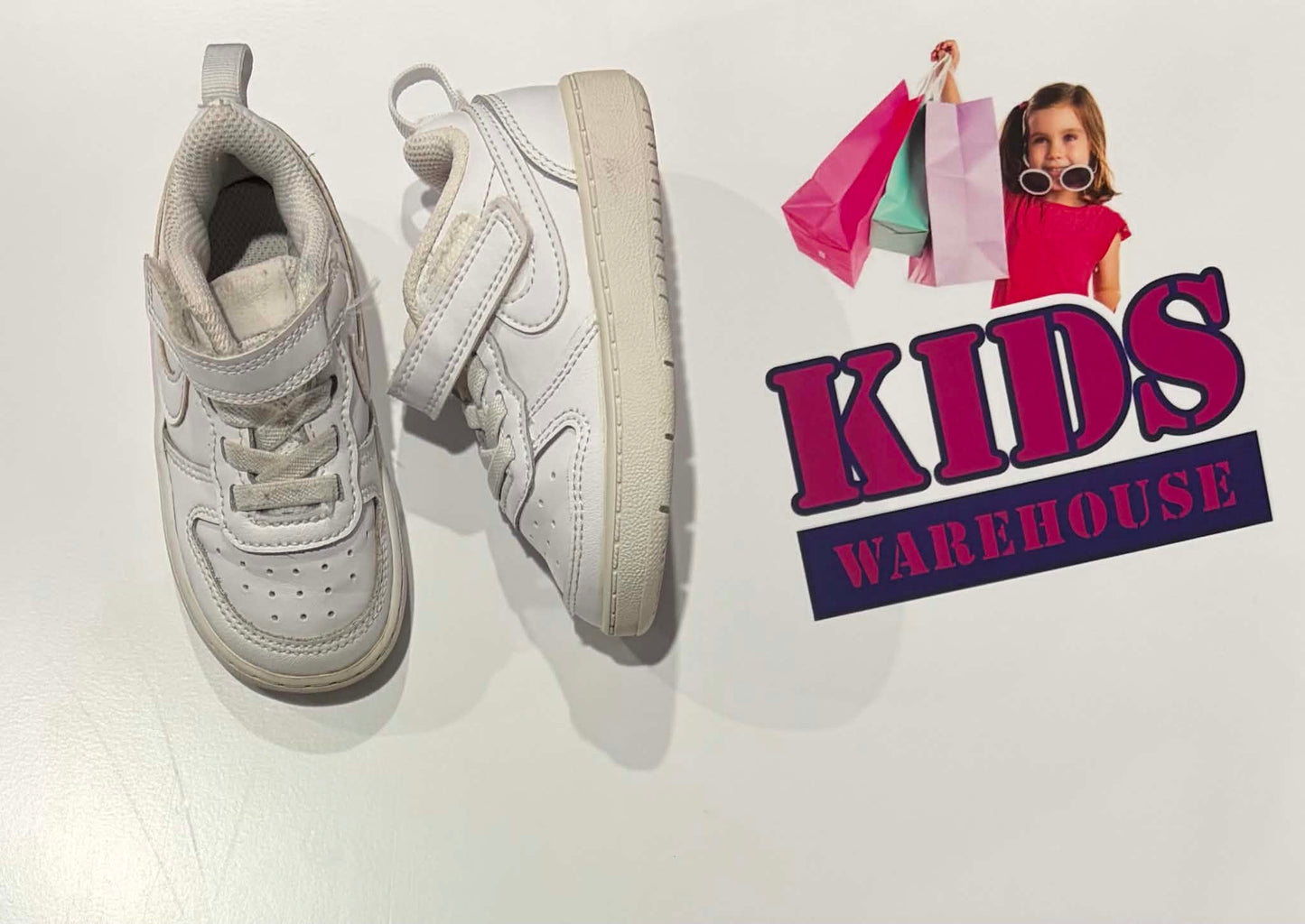 Nike White Runners Size US5/UK4.5 (Child)
