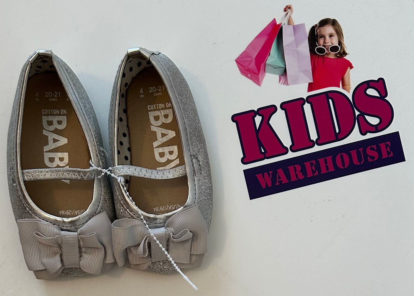 Cotton On Silver Glitter Baby Shoes Size US5/UK4 (Toddler)