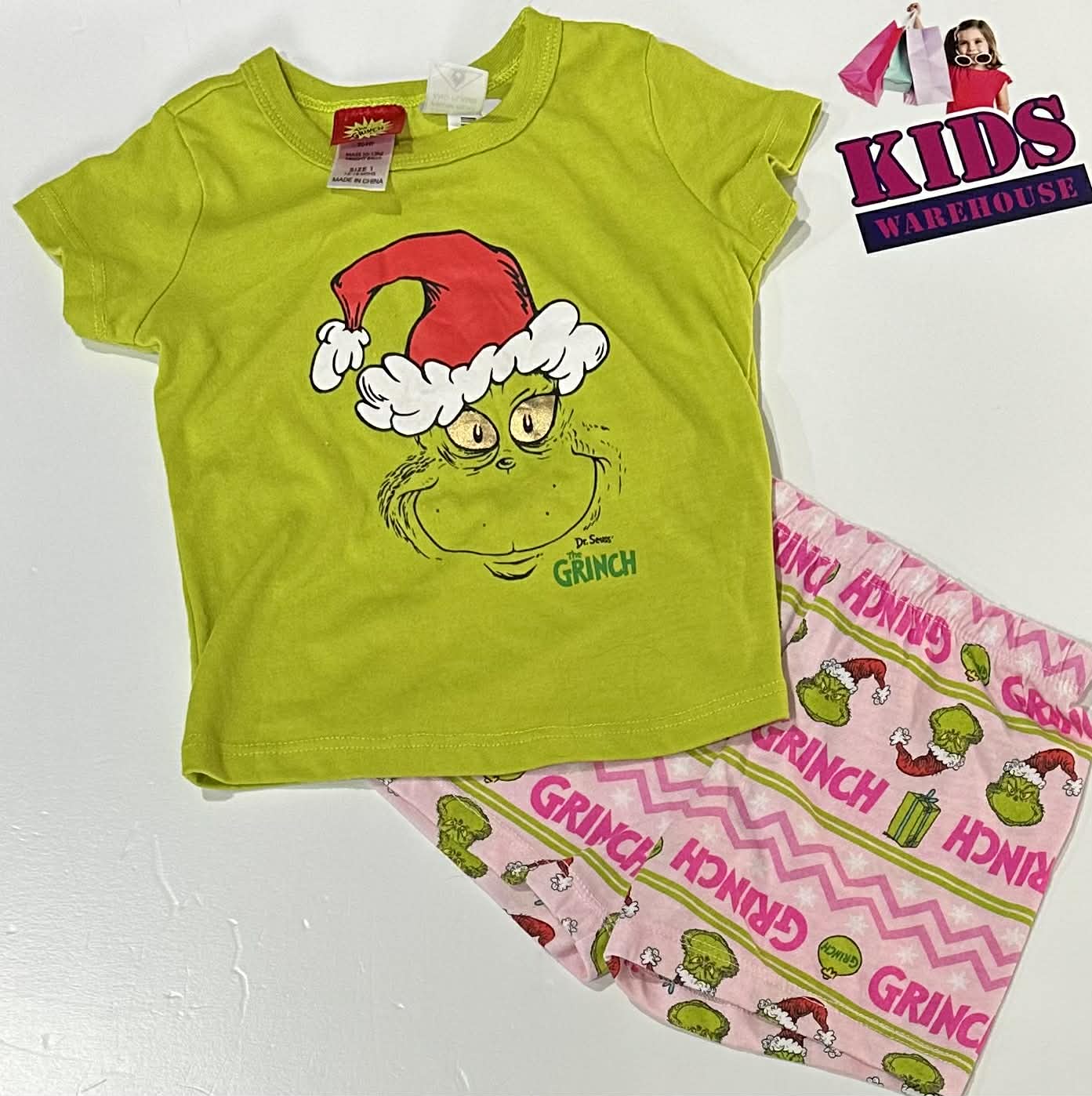 The Grinch 2 Piece Set With “Grinch” Print Size 1