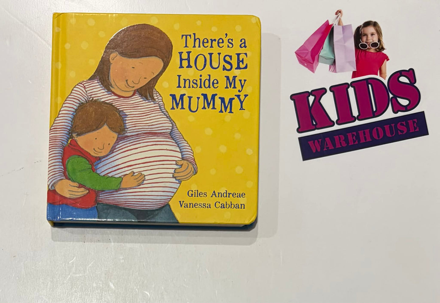 There's A House Inside My Mummy (Boardbook) - Giles Andreae, Vanessa Cabban