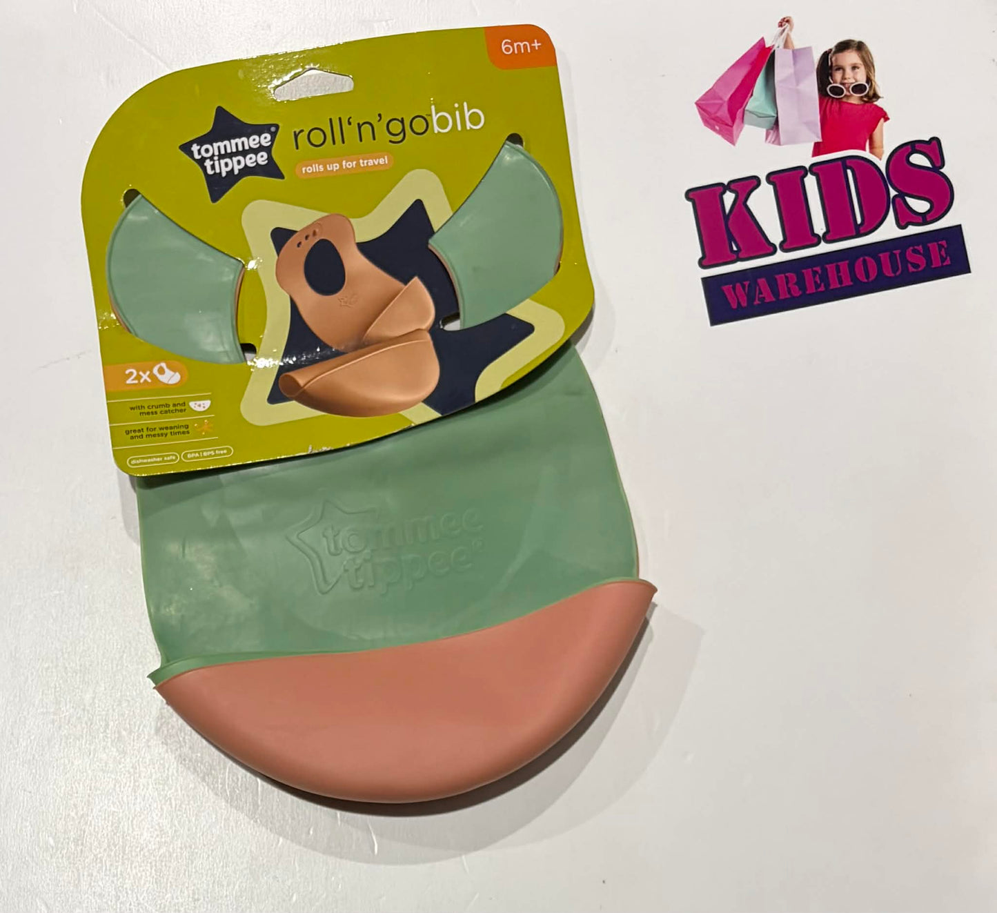 Tommee Tippee 2 Pack Green, Pink Travel Bib