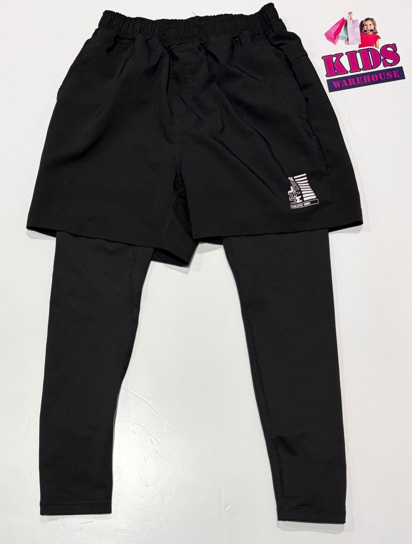 Elite Black Shorts, Leggings 2-in-1 Size 9