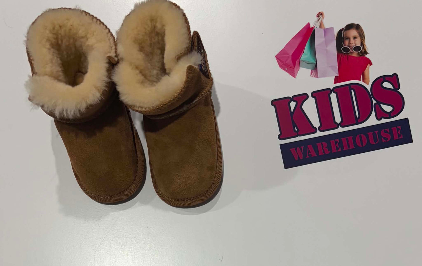 UGG Fluffy Boots Size 3 (Toddler)