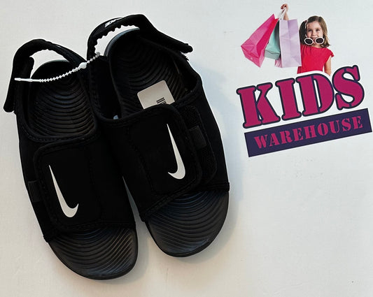 Nike Black Sandals Size US10/UK9.5 (Child)