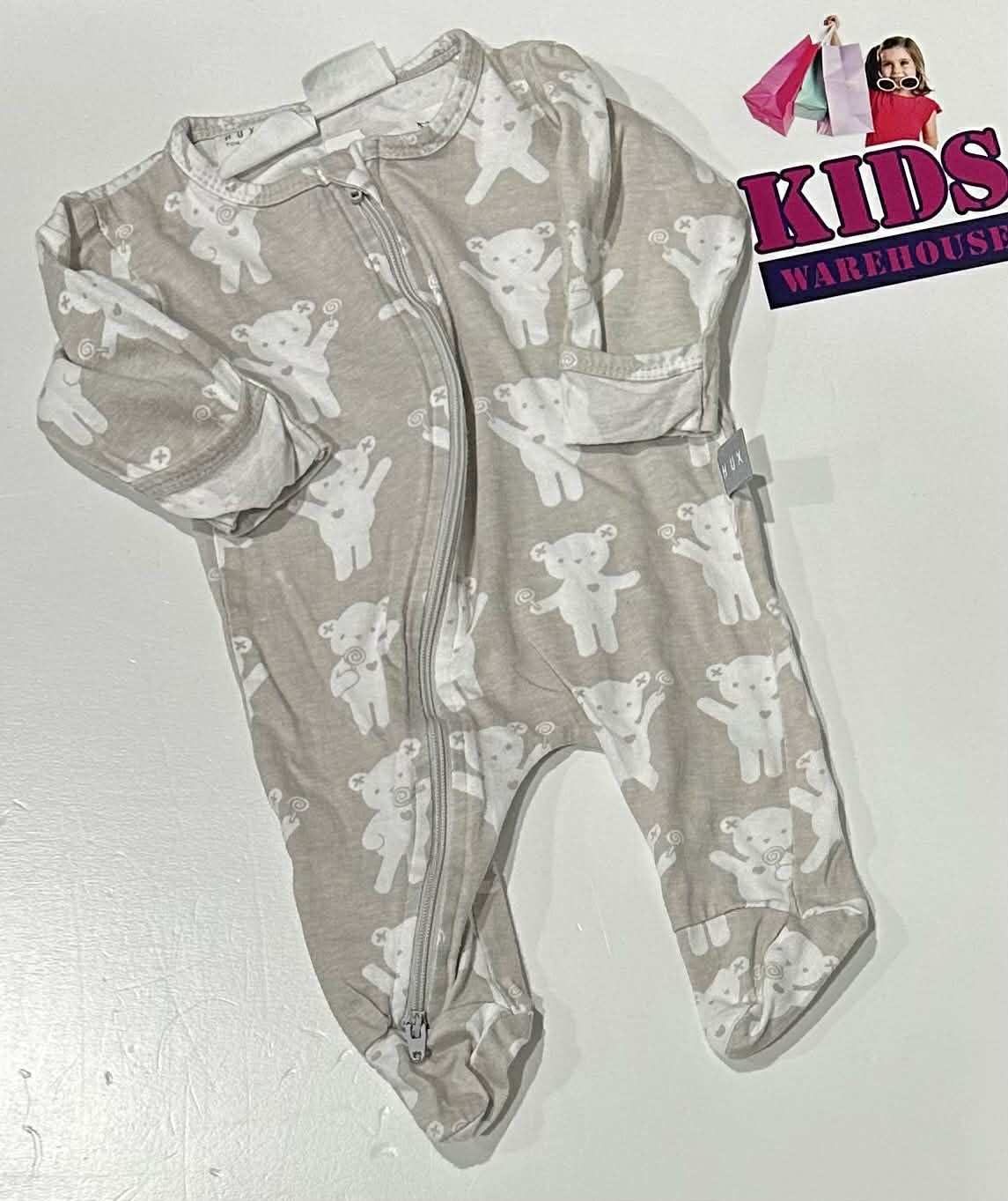 Hux Baby Grey & White Jumpsuit With Bear Pattern Size 0000