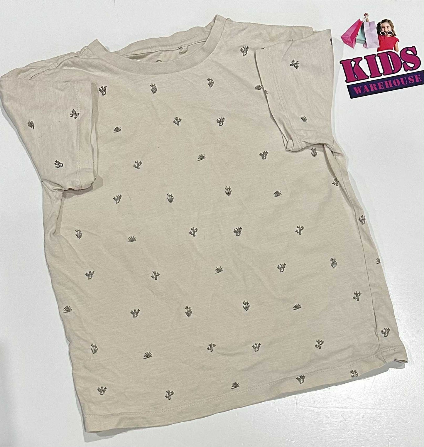 Target White Top With Cactus Pattern Size 9
