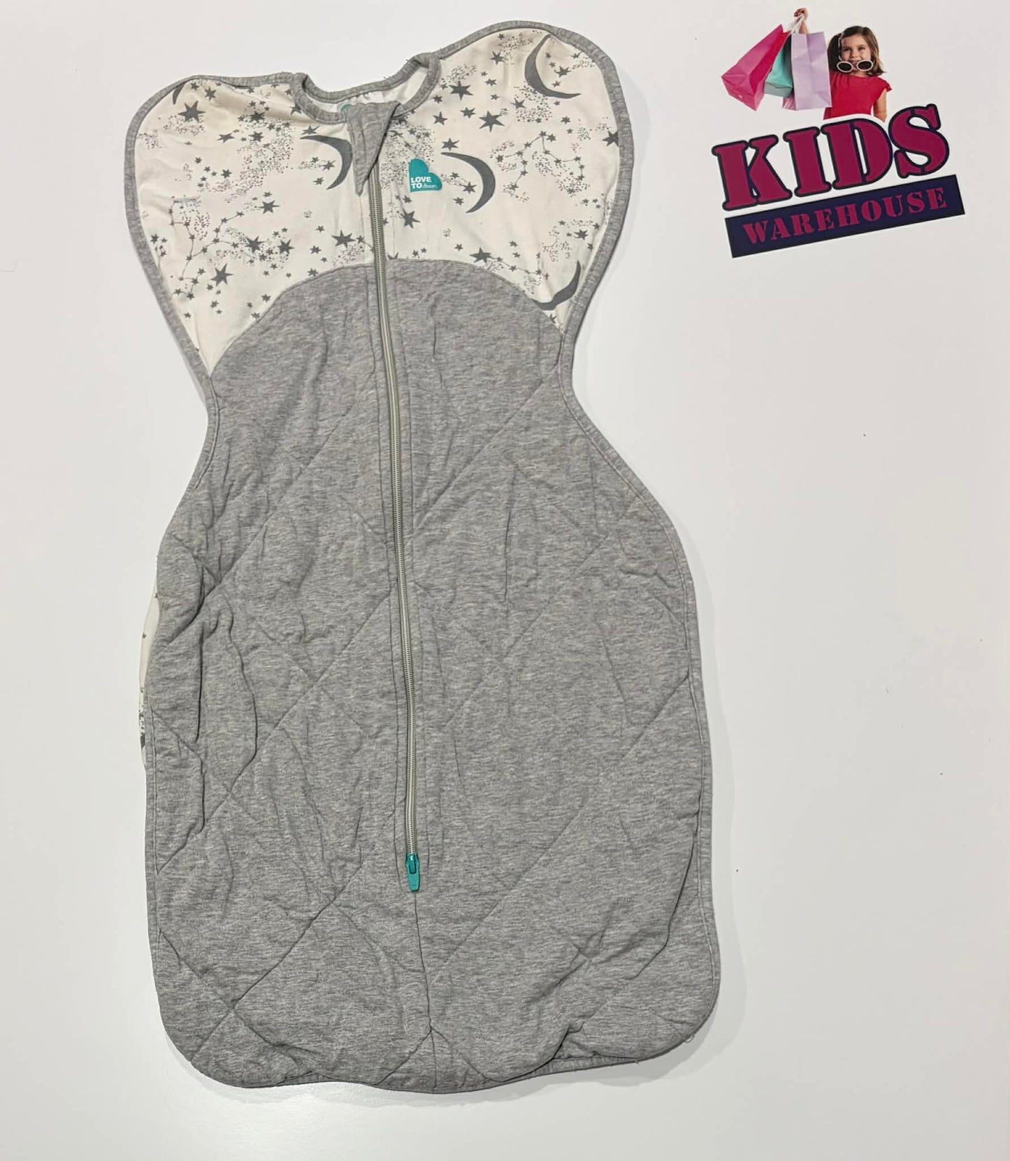 Love To Dream Swaddle Up Grey, Star And Moon Print Size Medium (6-8.5kgs) TOG 2.5