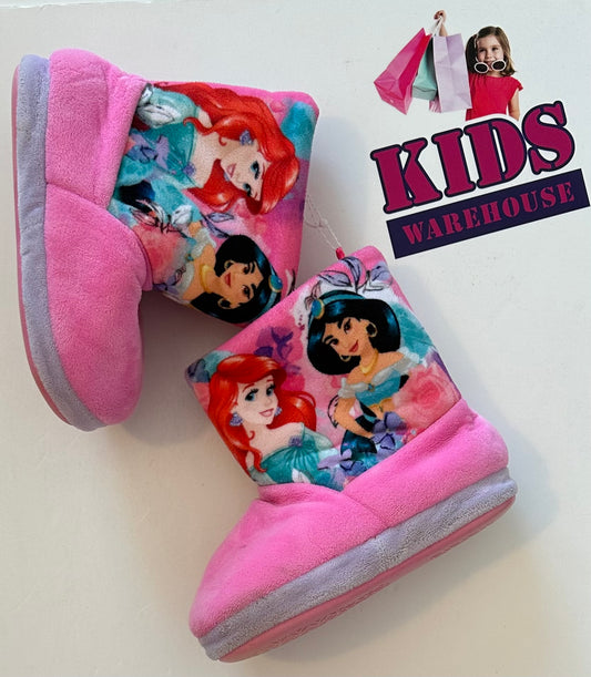 Disney Princess Slippers Size 8 (Child)
