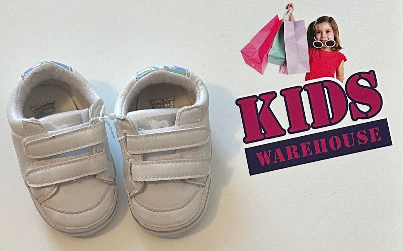 Lonsdale White Runners Size 2 (Infant)