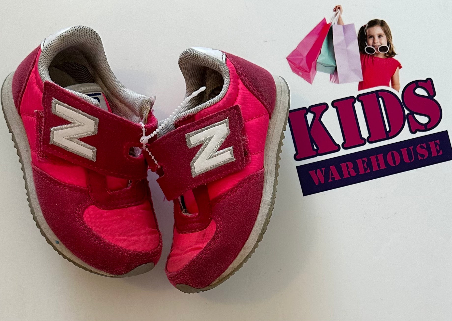 New balance top pink runners