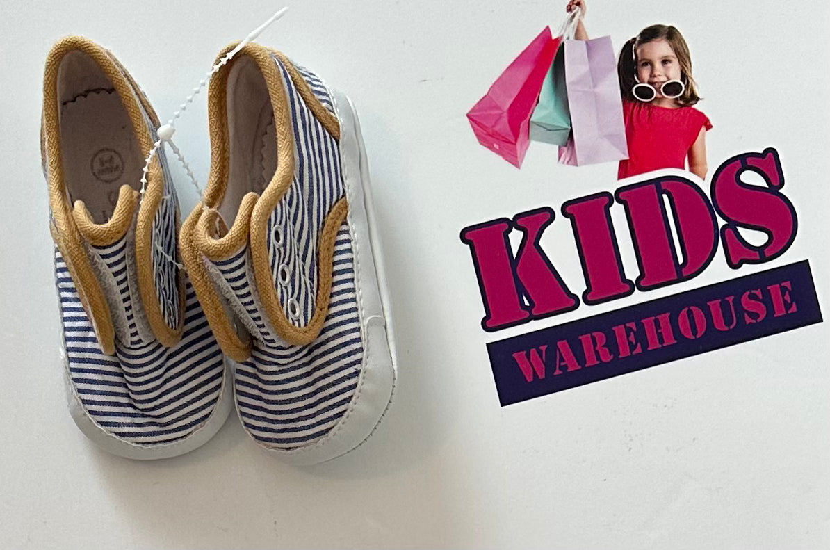 Infant sneakers online size 3