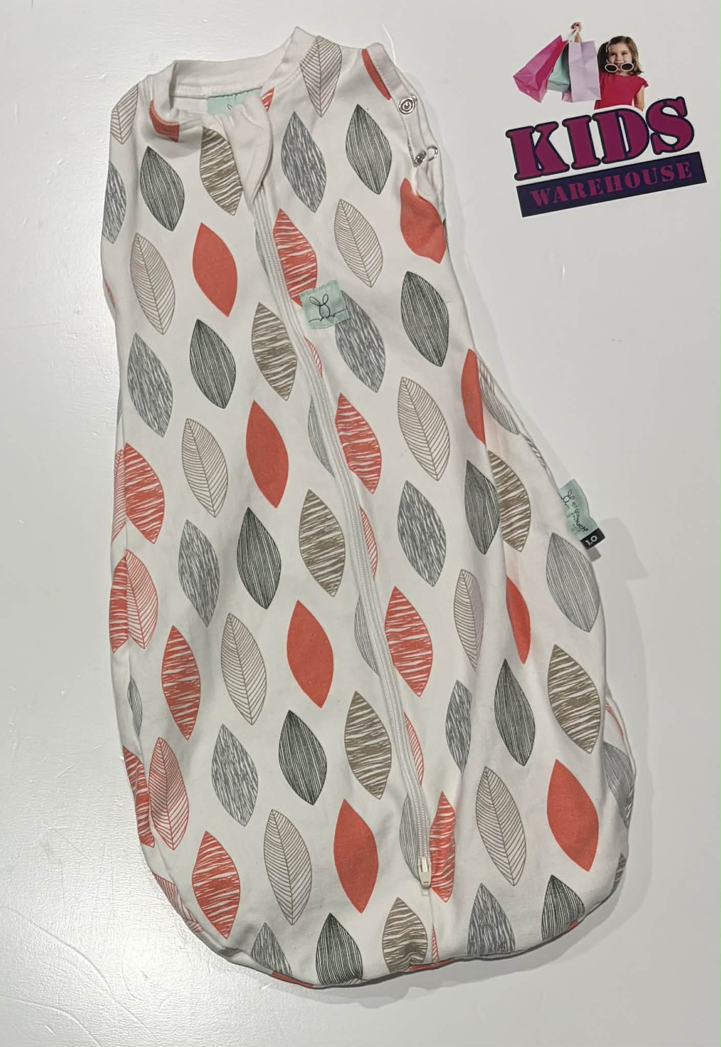 Ergo Pouch Australia White, Red, Green Leaf Print Size 000 (0-3 Months, 3-6kg) TOG 1