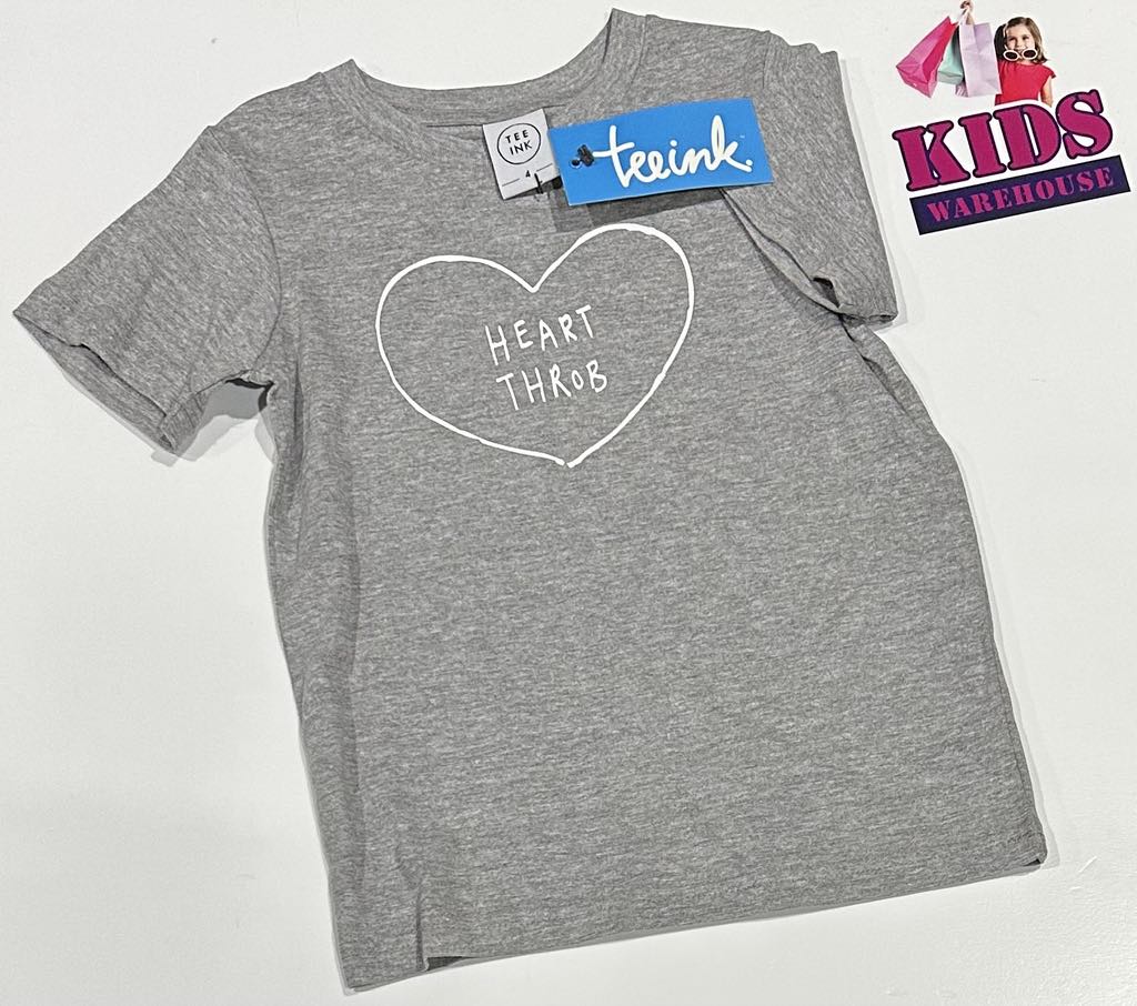 Teeink Grey Top With “Heart Throb” Print Size 4