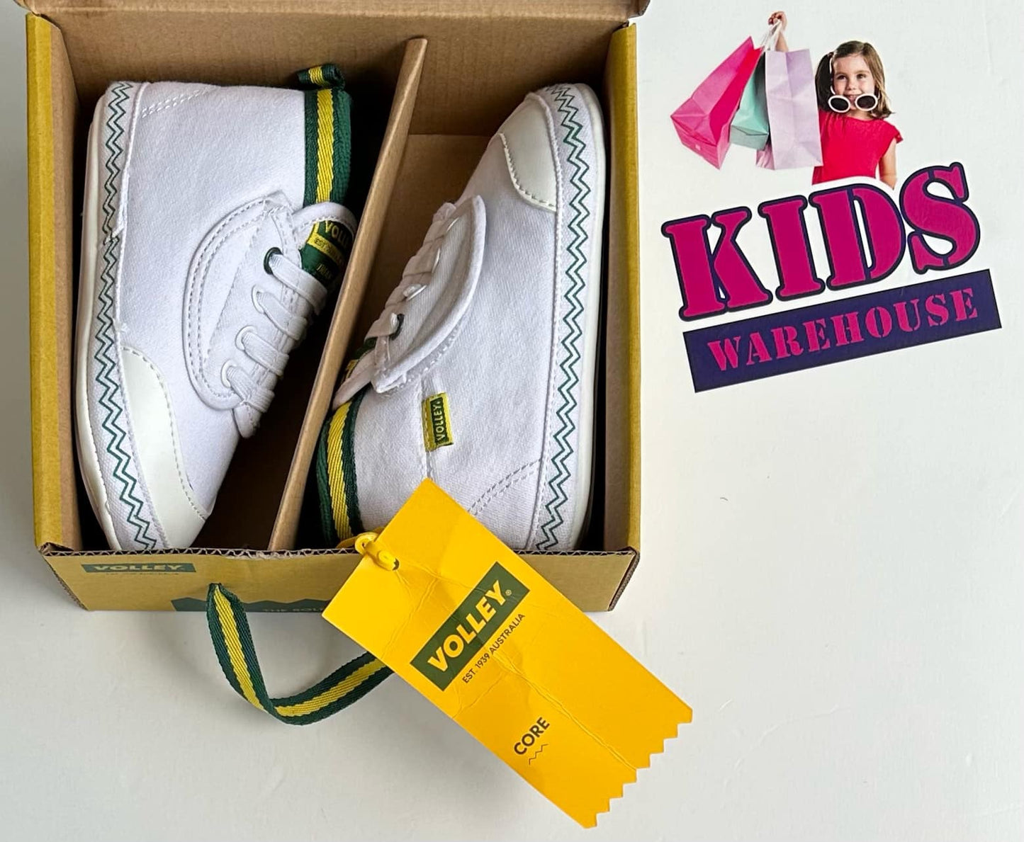 NEW Volley White with Yellow and Green Infant International High Size US6/UK5