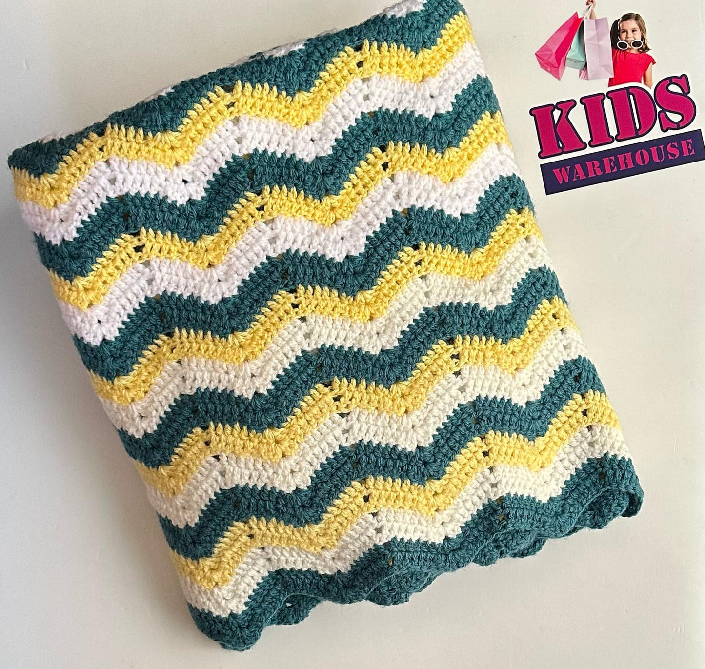 New Hand Knitted Blanket 115x95