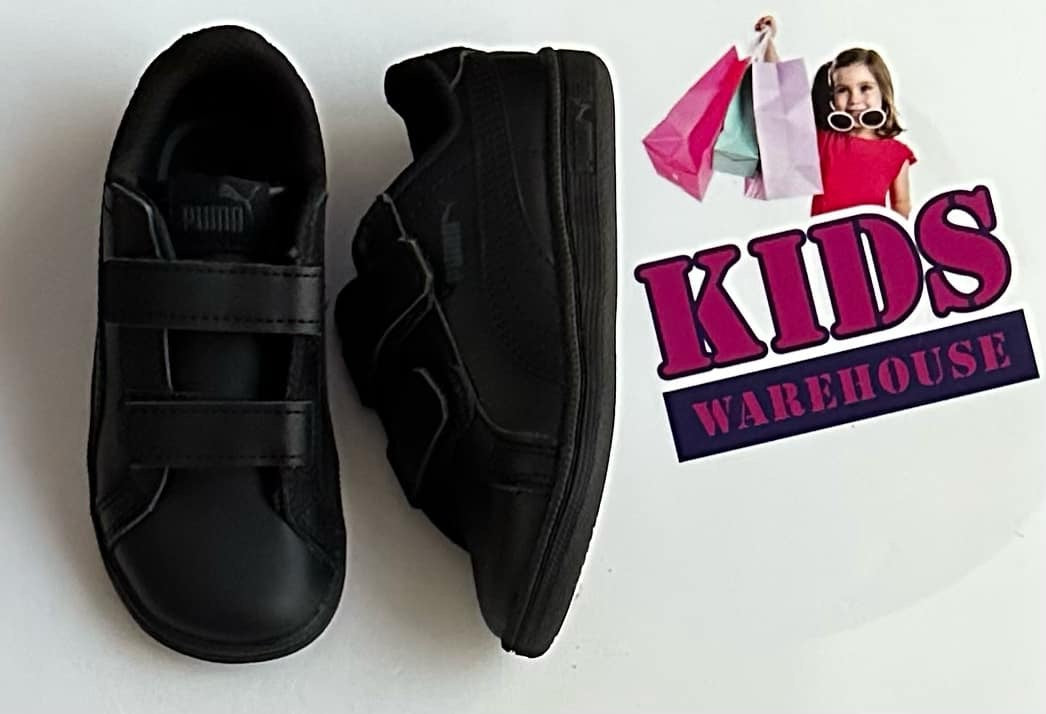 Puma Black Leather Runners Size US7/UK6 (Child)