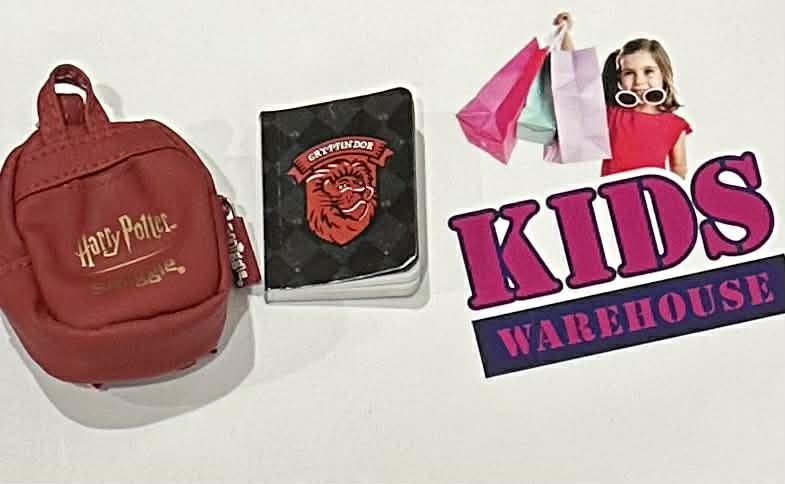 Smiggle Harry Potter Gryffindor Mini Backpack Key Chain With Drawing Notepad
