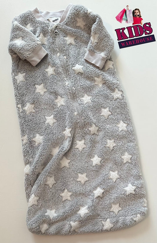Fluffy Grey with Stars Growbag Size 0000