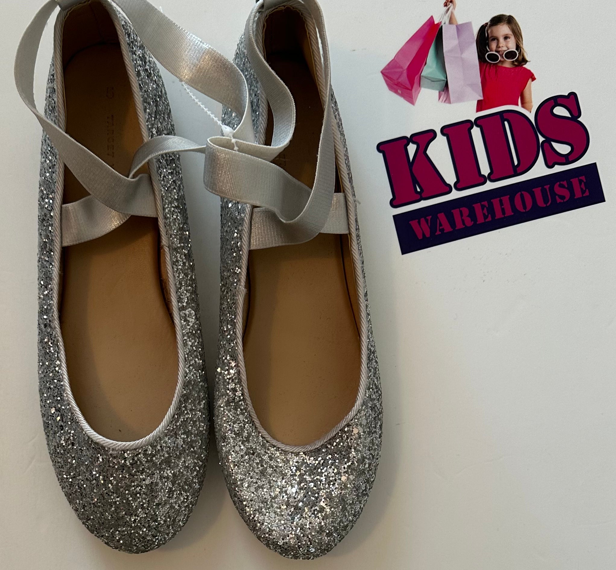 Silver glitter best sale kids shoes