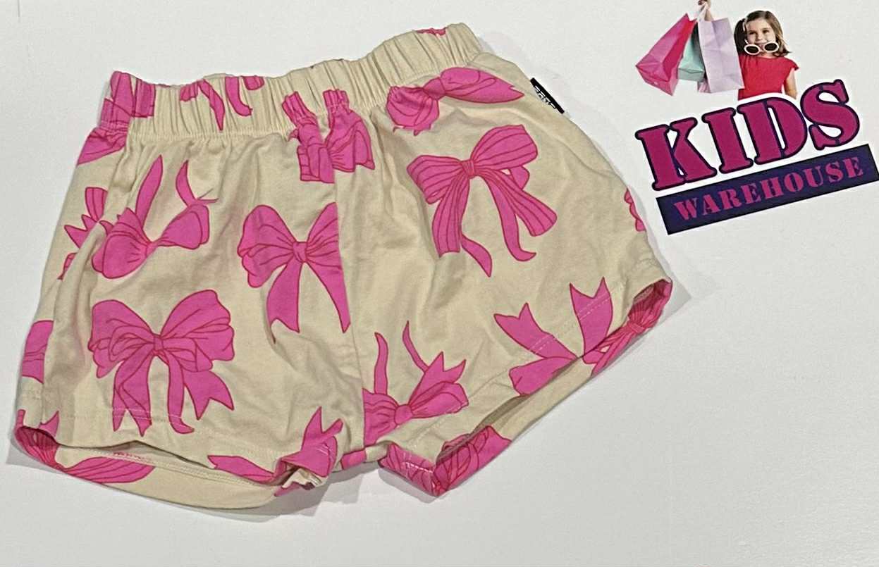 Bonds White & Pink Shorts With Bow Pattern Size 1