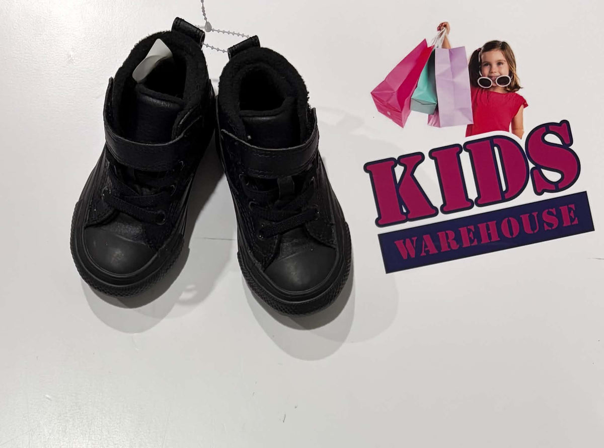 Converse Black Runners Size 4 (Toddler)