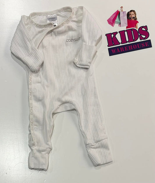 Premmie Bonds White Cozysuit Size 00000