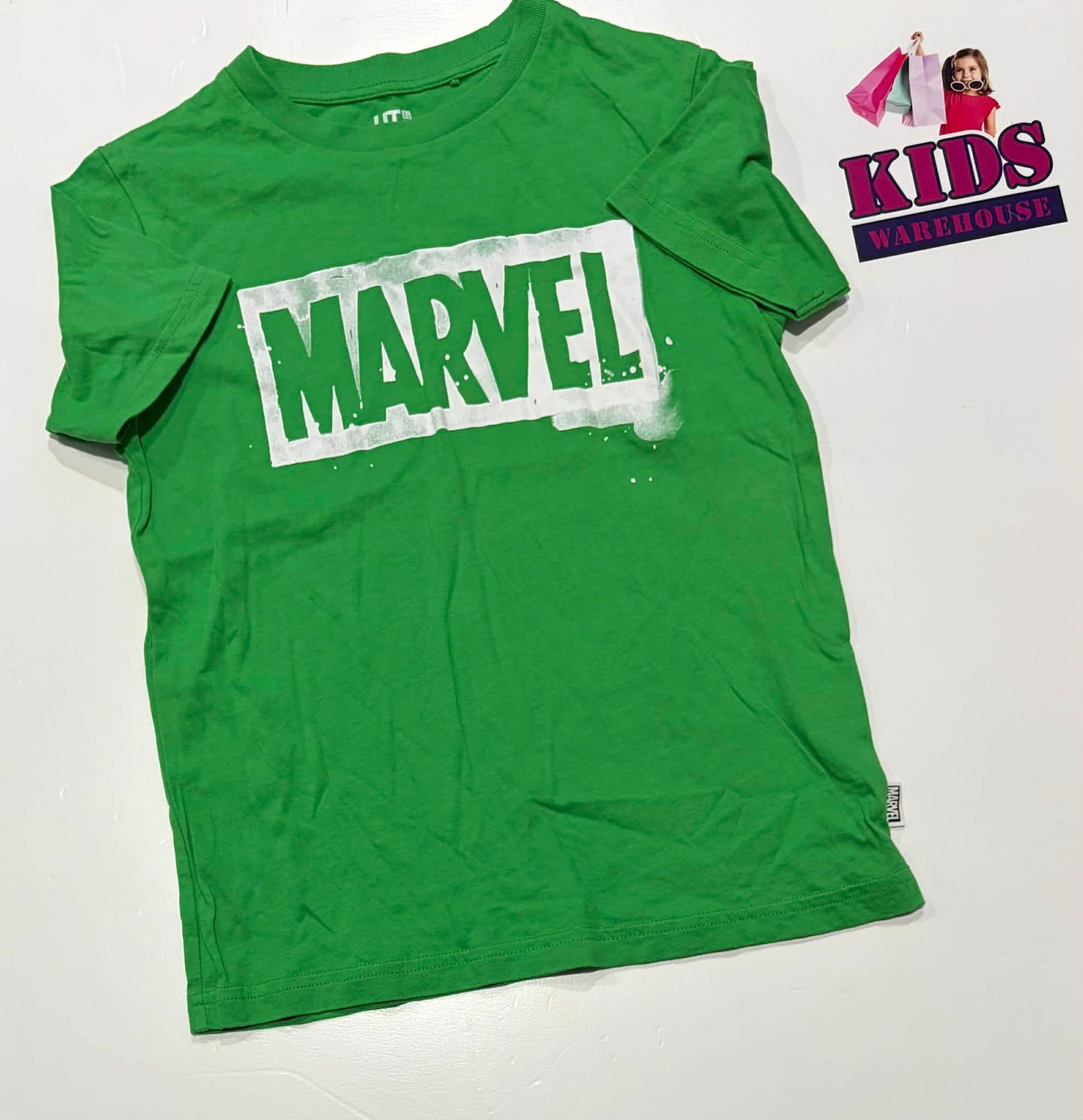 Uni Qlo Green Marvel Top Size 8