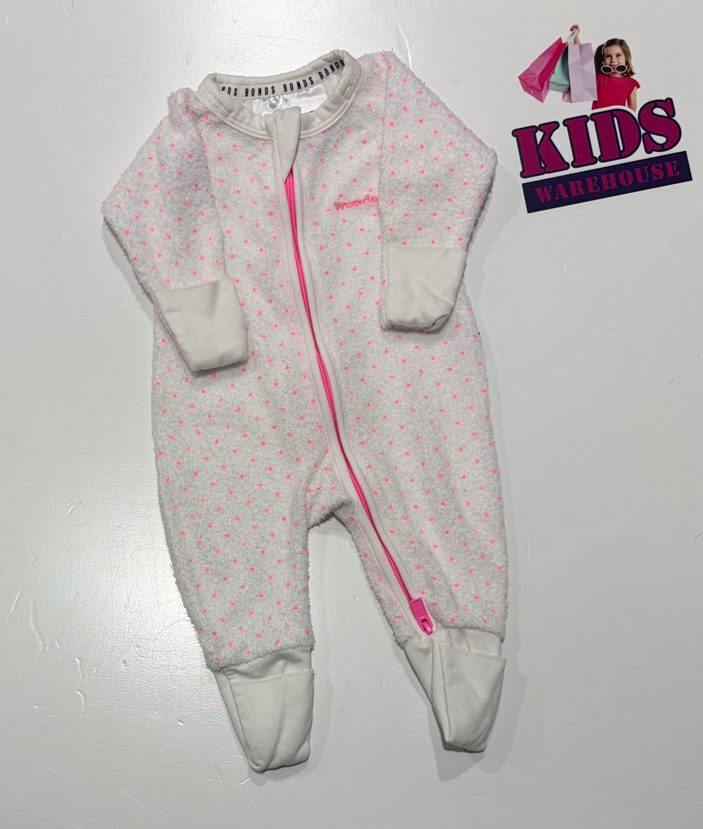 Bonds Wonersuit White, Pink Polka Dot Print Size Newborn 0000