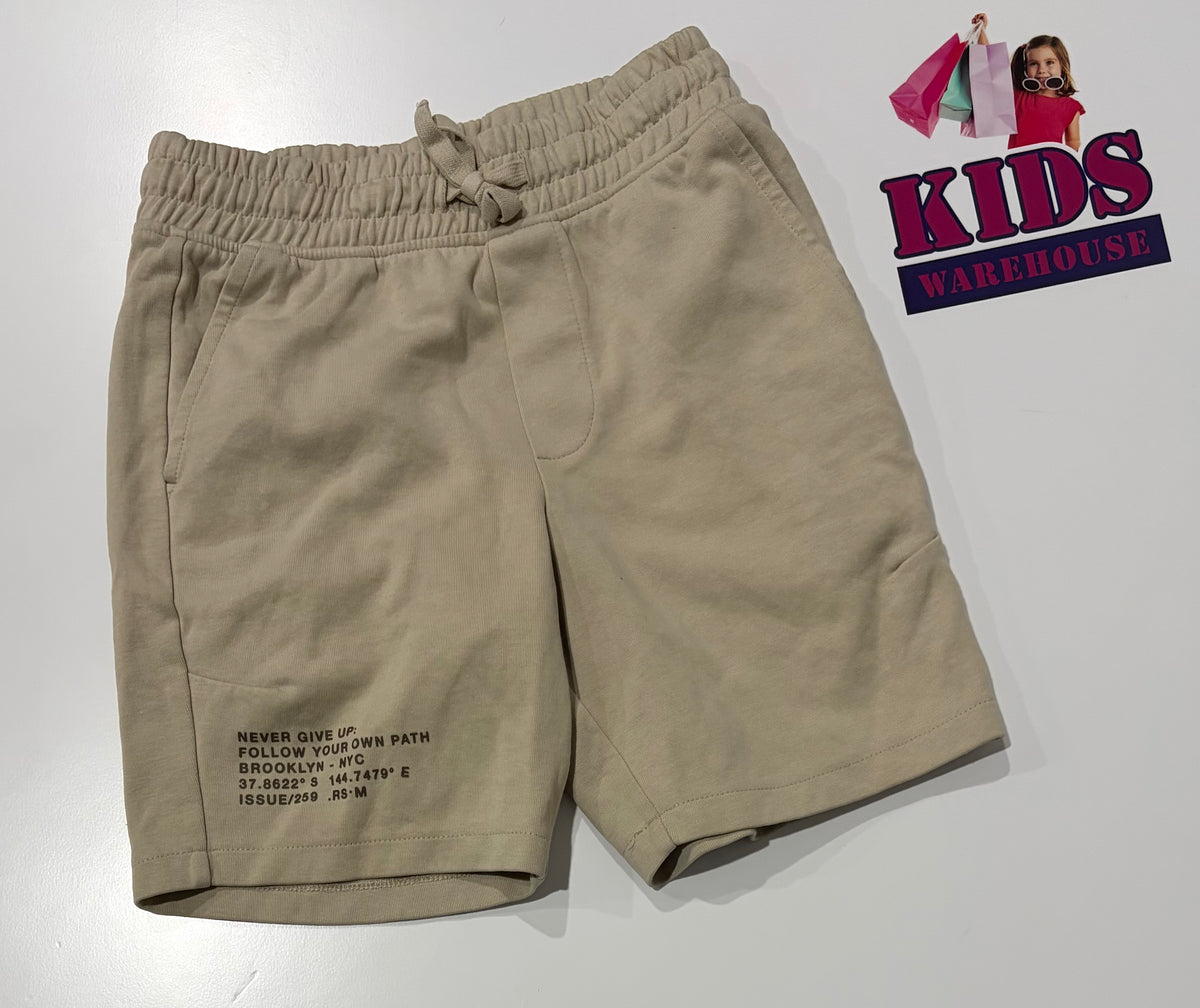 Cream Shorts Size 9
