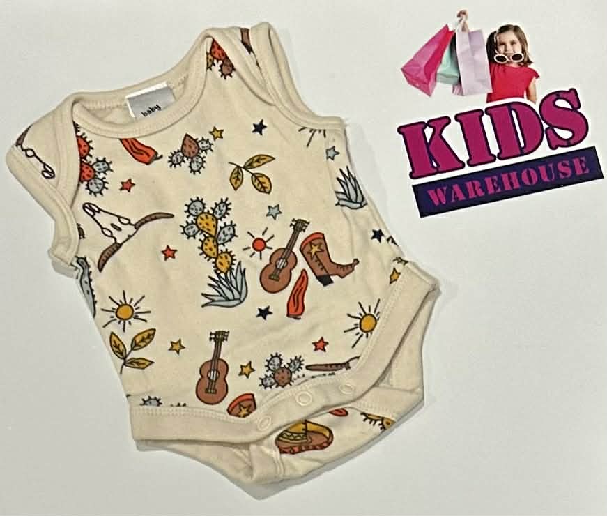 Baby Berry White Jumpsuit With Cactus & Guitar Pattern Size 00000