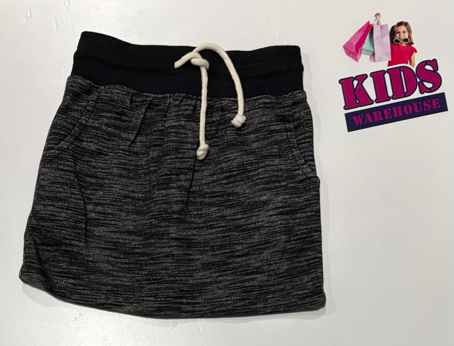 Not Used Country Road Black & Grey Skirt Size 3 (RRP $49.95)
