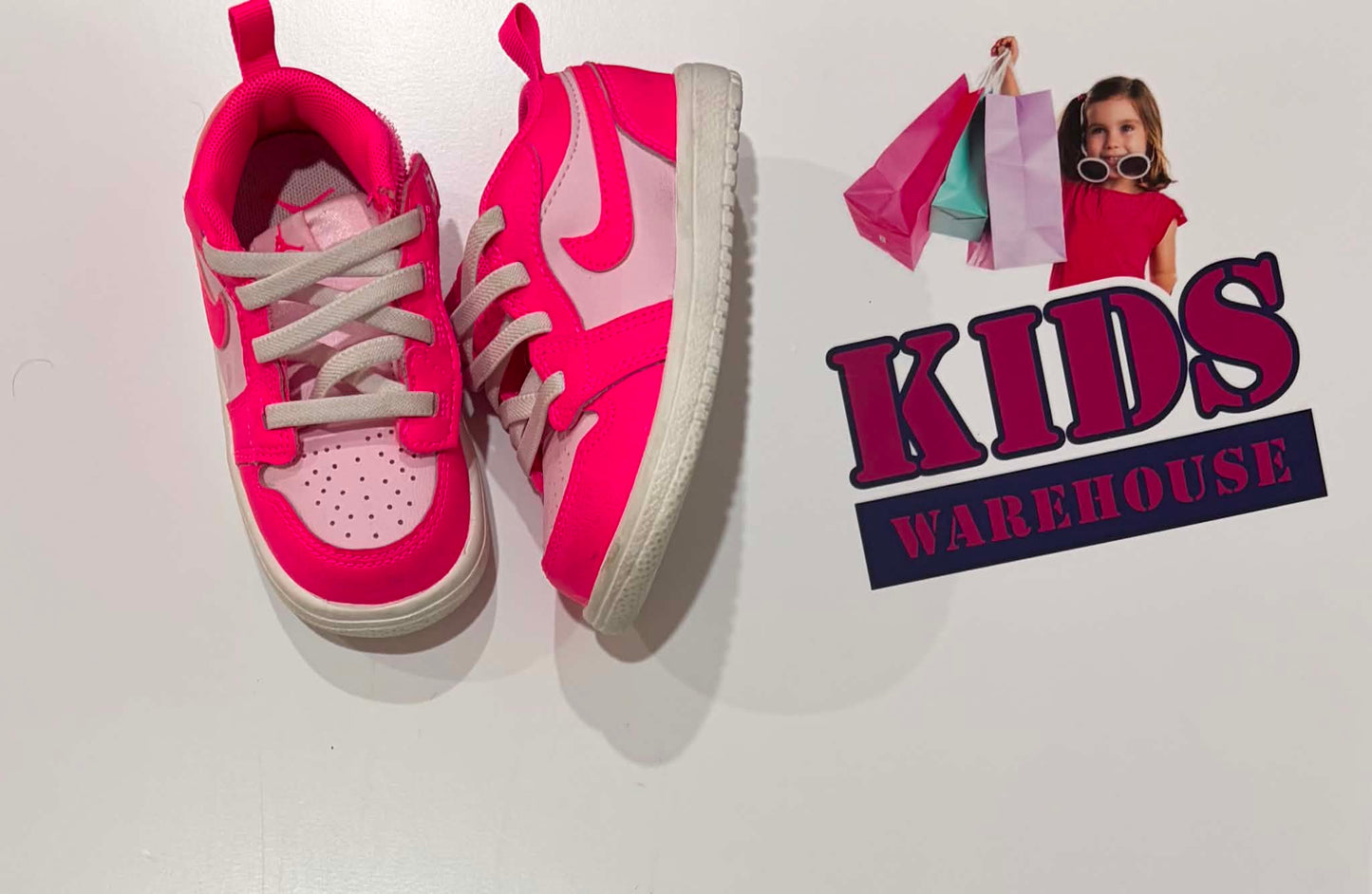 Nike Pink Runners Size US6/UK5.5 (Child)