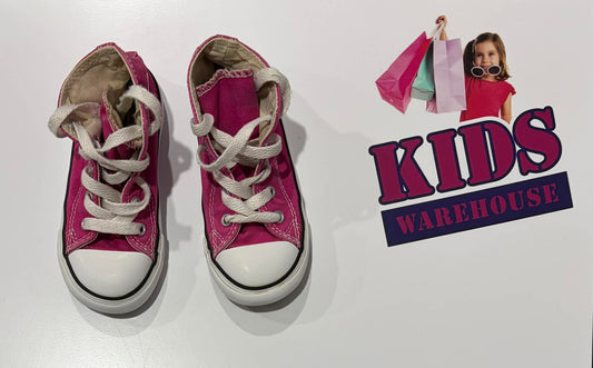 Converse Pink Runners Size 8 (Child)