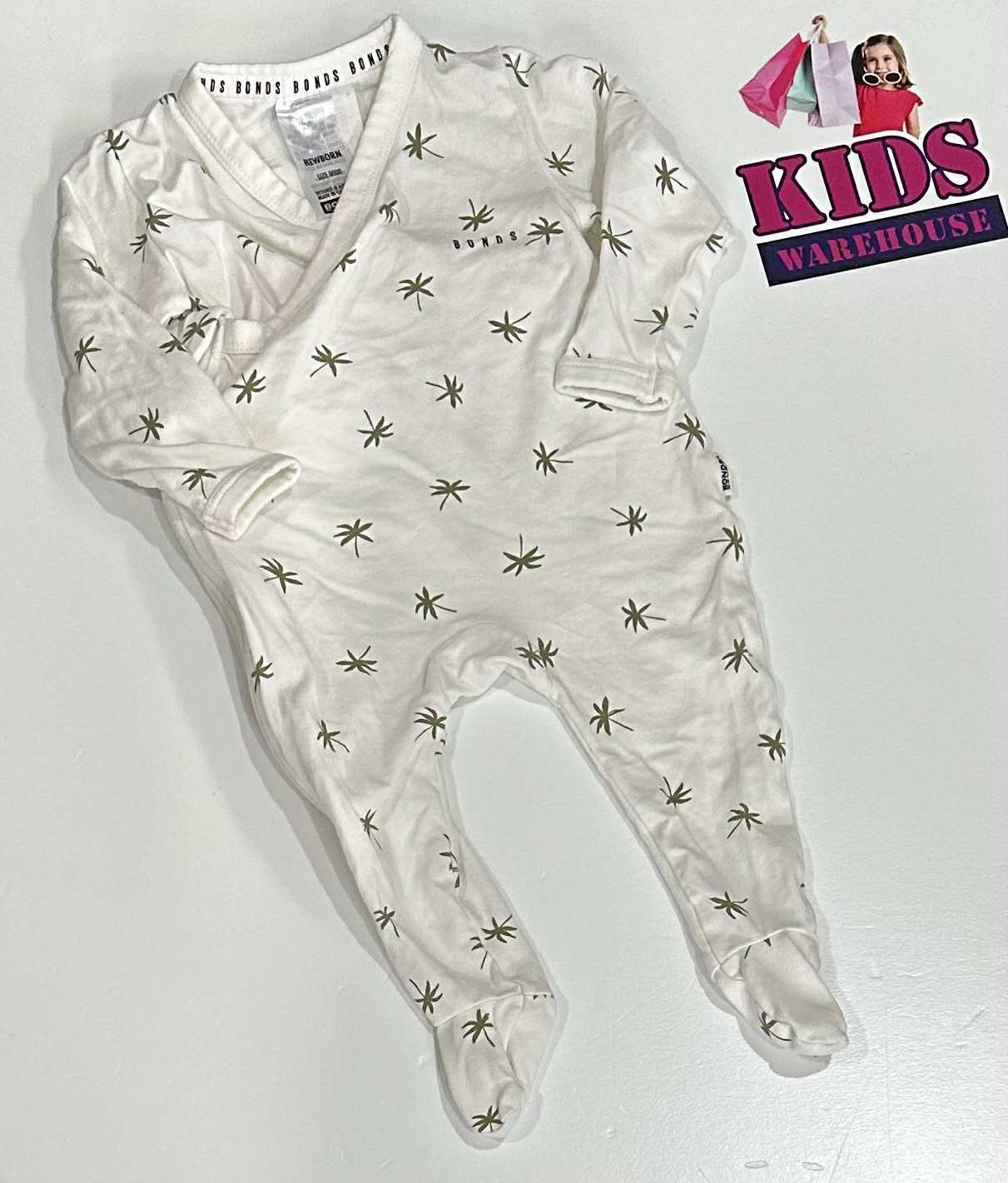 Bonds White Jumpsuit With Green Tree Pattern Size 0000