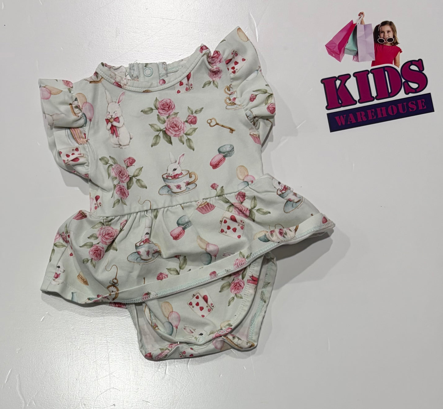 Snuggle Hunny White, Floral, Bunny Print Bodysuit Size 000