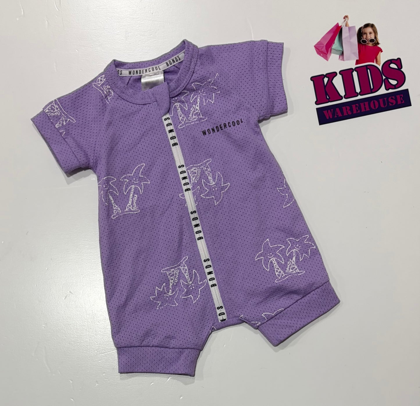Bonds Wondercool Purple, White Palm Tree Print Jumpsuit Size Newborn 0000