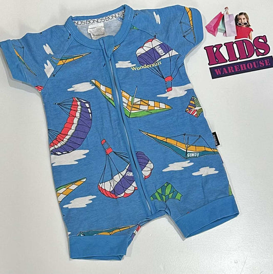 Bonds Blue Bodysuit With Parachute Pattern Size 000