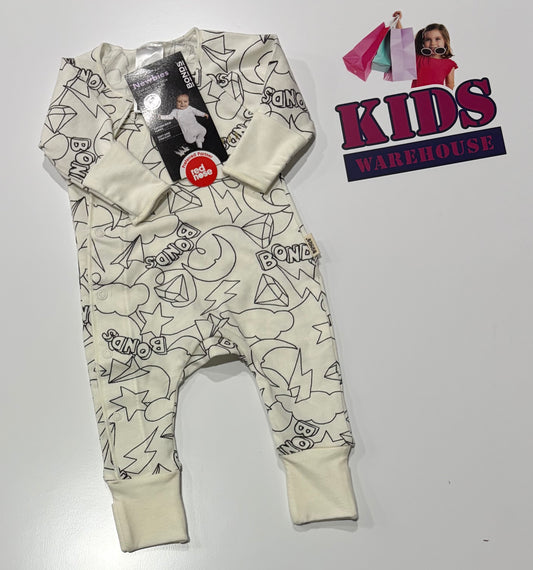 Not Used Bonds Cozysuit White, Black Shapes Print Jumpsuit Size 00000