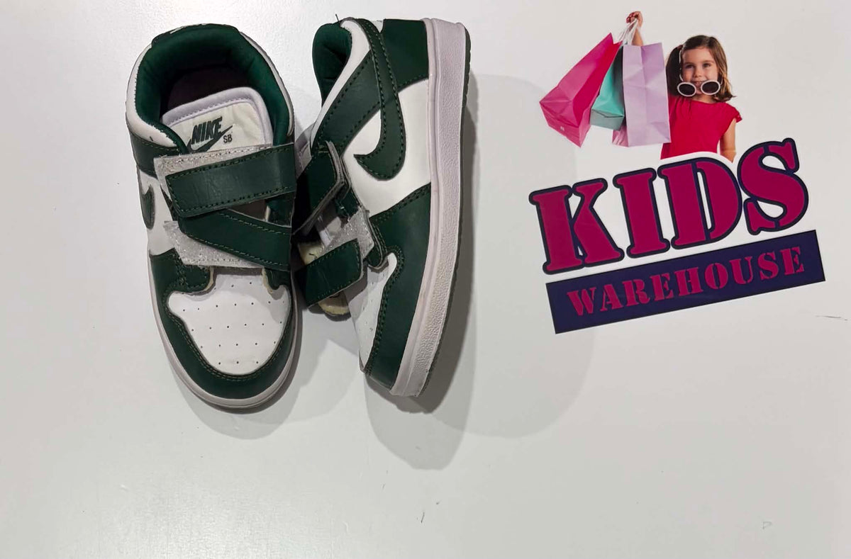 Nike Green, White Runners Size US3/UK3.5 (Toddler)