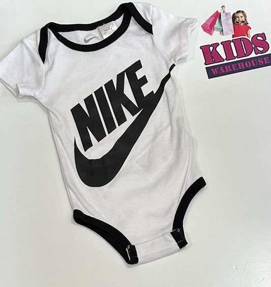 Nike White & Black Bodysuit With “Nike” Print Size 0