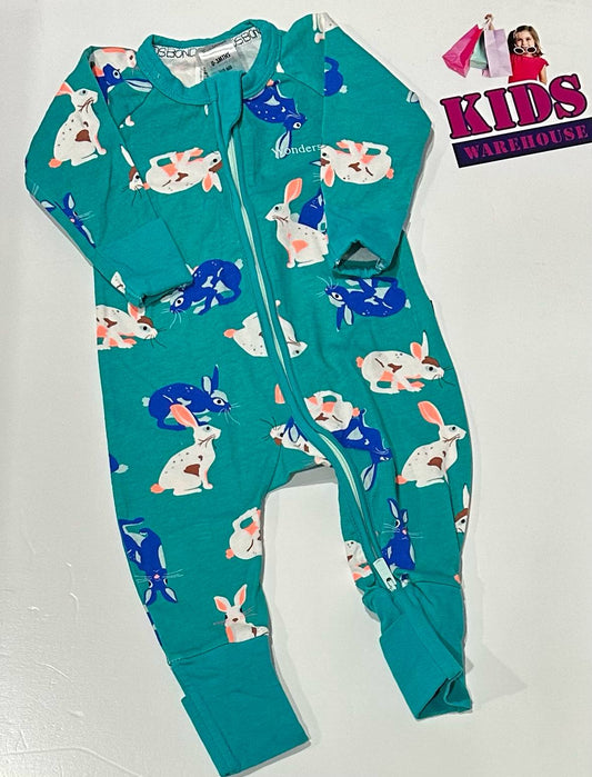 Bonds Green Wondersuit With Rabbit Pattern Size 000