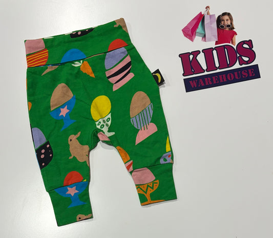 KP&CO Green, Easter Print Pants Size 00