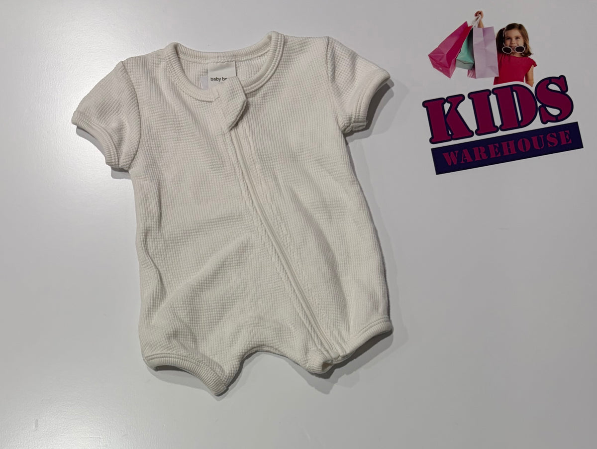Baby Berry White Jumpsuit Size 00000