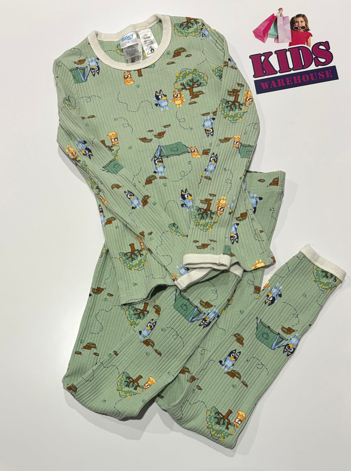 Bluey Green, Character Print 2 Piece Pyjama Set Size 7