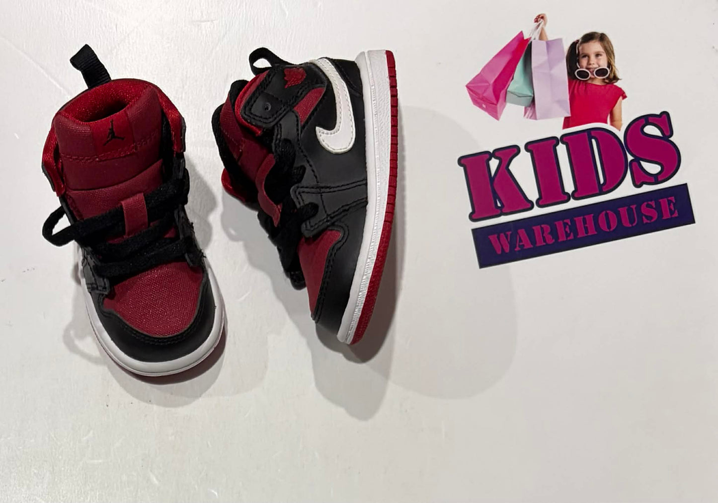 Nike Red, Black, White Runners Size US4/UK3.5 (Child/Toddler)