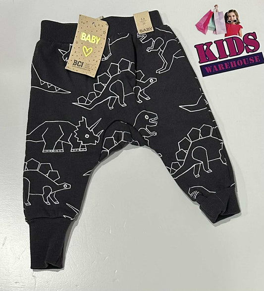 New Cotton On Black Pants With Dinosaur Pattern Size 00 (RRP $19.99)