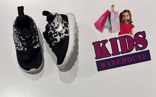 Nike Black, White Leopard Print Runners Size US3/UK2.5 (Toddler)