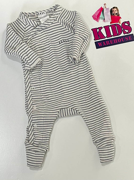 Premmie Bonds White & Grey Jumpsuit Size 00000