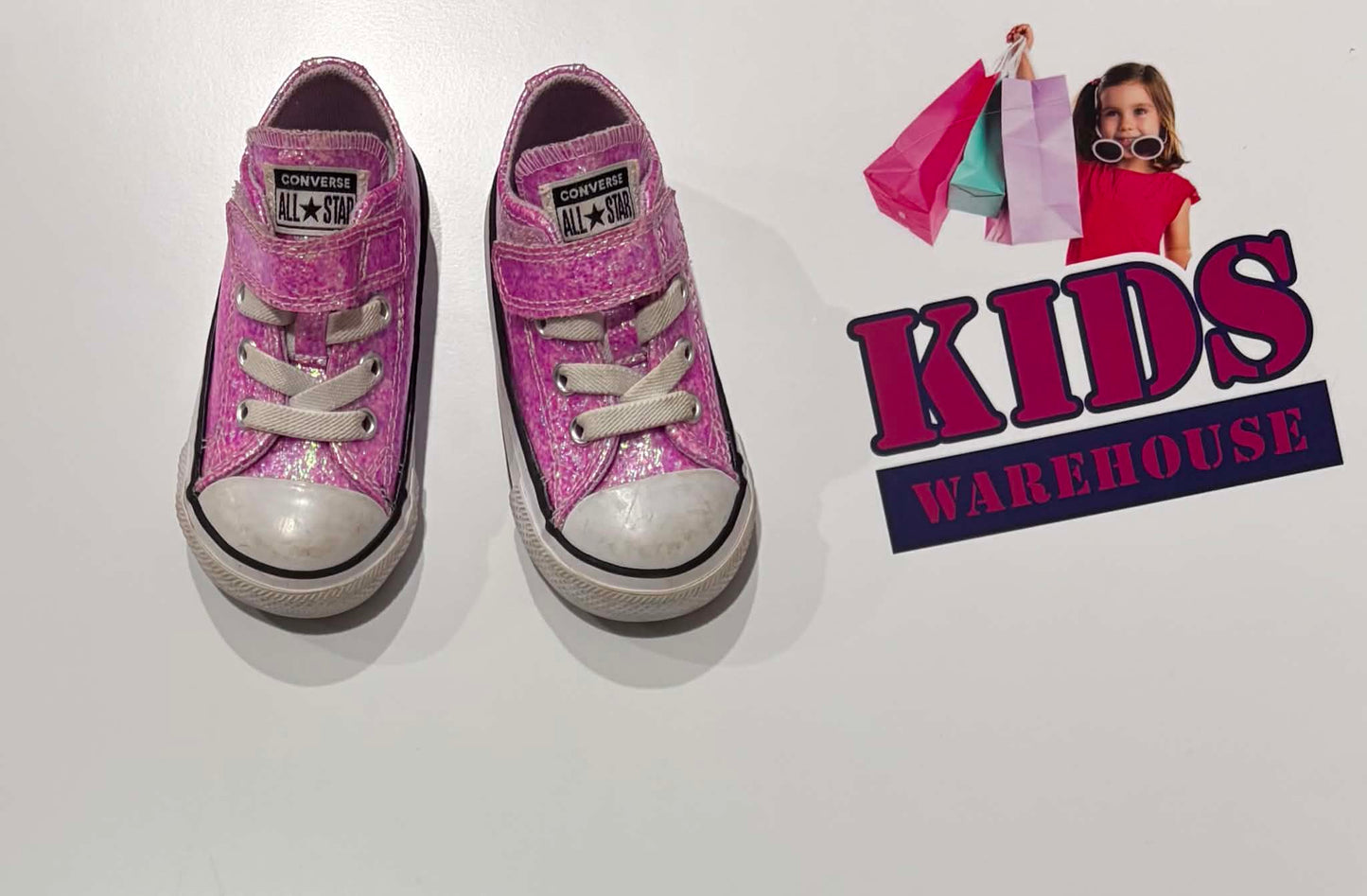Converse Pink Glitter Runners Size 5 (Child)