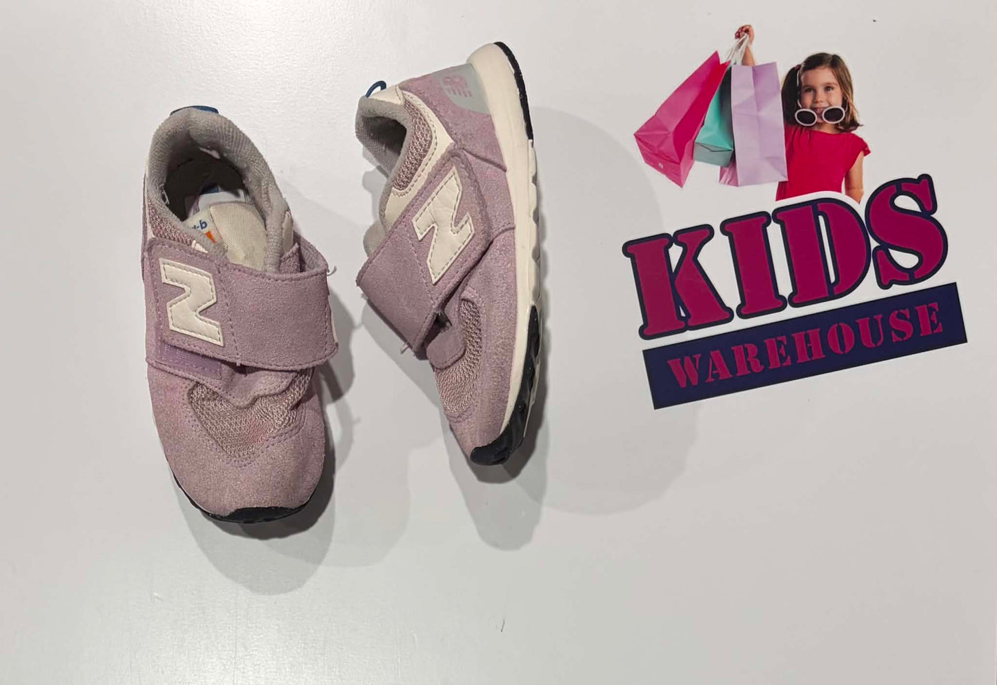 New Balance Purple, White Runners Size US7/UK6.5 (Child)